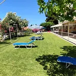 Rosa's